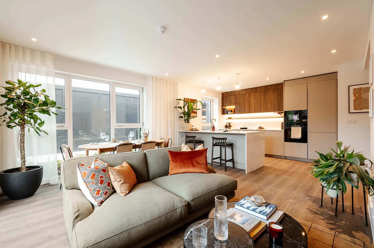 Bow Green, interior (4/6)