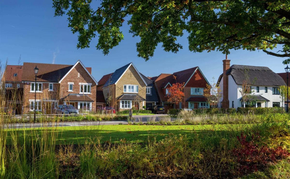 Hareshill, exterior (3/5)