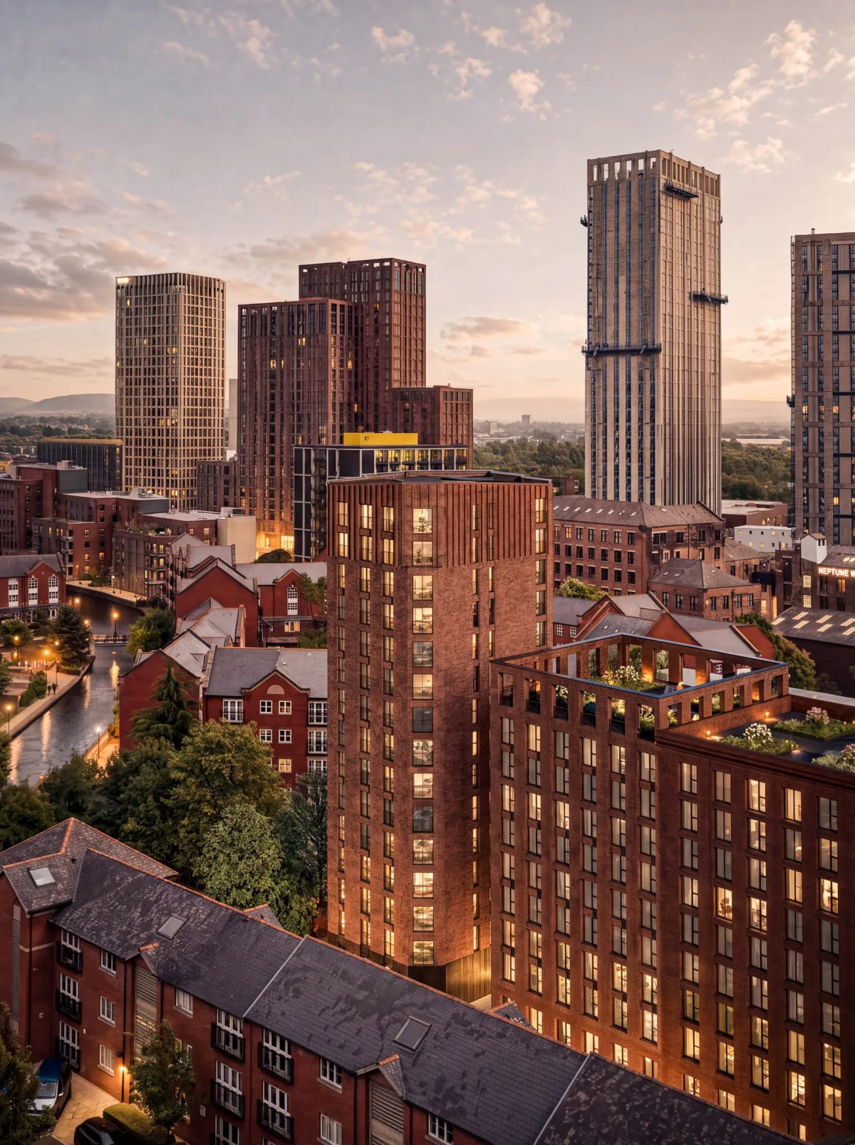Piccadilly Wharf, exterior (3/8)