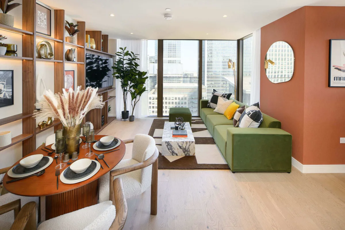 South Quay Plaza, interior (3/4)