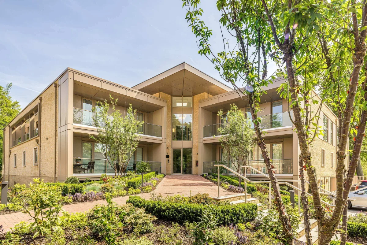 Sunningdale Park, exterior (5/6)